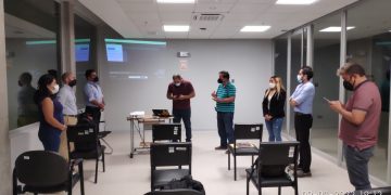 REUNION DEL COMITÉ ESPECIALIZADO DE SEGURIDAD Y FISCALIZACION ELECTRÓNICA CON LOS REPRESENTANTES DE LA EMPRESA HIKVISION PARA  LA FORMACION DEL CENTRO DE CONTROL DIGITAL DE SEGURIDAD CIUDADANA