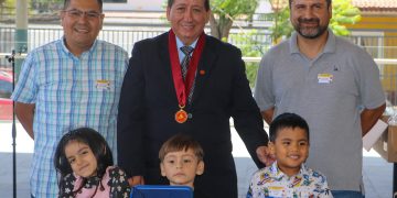 Alumnos del taller de “Robótica Educativa” del Capítulo de Ingeniería Electrónica presentaron sus prototipos en la ceremonia de clausura