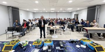 📣EL CAPÍTULO DE INGENIERÍA ELECTRÓNICA EN COLABORACIÓN CON NVL INTERNATIONAL DESARROLLÓ EL SEMINARIO TALLER: “REFLECTOMETRÍA Y MEDICIONES CON OTDR EN REDES DE FIBRA ÓPTICA.-” 👏🏻