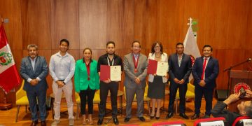 El Capítulo de Ingeniería Electrónica del CIP – CDLima con el apoyo del Comité especializado de SMART CITIES organizó el foro «Ciudades inteligentes y sostenibles: aplicación a los gobiernos municipales y regionales – Plan director»👏🏻