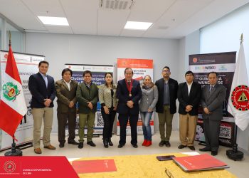 El Capítulo de Ingeniería Electrónica organizó un desayuno de trabajo para presentar Plan Director de Ciudades Inteligentes a los funcionarios de la Municipalidad de Mariscal Nieto de Moquegua