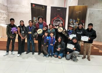 ÉXITO EN EL FESTIVAL INTERNACIONAL DE COMPETENCIAS DE ROBOTS TECH GAMES 2024