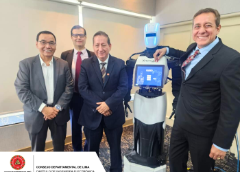 PARTICIPACIÓN DEL ING. JUAN FRANCISCO MADRID CISNEROS, PRESIDENTE EL CAP. DE ING. ELECTRÓNICA EN EL DESAYUNO EMPRESARIAL SOBRE INTELIGENCIA ARTIFICIAL Y SU IMPACTO EN EL PERÚ