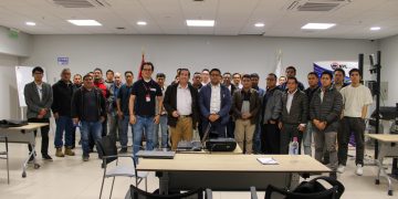 EL CAPÍTULO DE INGENIERÍA ELECTRÓNICA EN COLABORACIÓN CON NVL INTERNATIONAL DESARROLLÓ EL SEMINARIO TALLER: “VIDEO VIGILANCIA EN REDES FTTX PON, OPTIMIZACIÓN DE ROUTER & OLT”