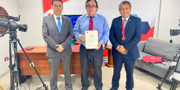 𝐄𝐥 𝐂𝐈𝐏 𝐂𝐃 𝐋𝐈𝐌𝐀 𝐀𝐍𝐀𝐋𝐈𝐙𝐀 𝐄𝐋 𝐈𝐌𝐏𝐀𝐂𝐓𝐎 𝐃𝐄 𝐋𝐀 𝐈𝐀 𝐆𝐄𝐍𝐄𝐑𝐀𝐓𝐈𝐕𝐀 𝐄𝐍 𝐋𝐀 𝐓𝐑𝐀𝐍𝐒𝐅𝐎𝐑𝐌𝐀𝐂𝐈𝐎́𝐍 𝐃𝐈𝐆𝐈𝐓𝐀𝐋 𝐃𝐄𝐋 𝐏𝐀𝐈́𝐒