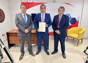 EL CIP CD LIMA ANALIZA LA CIBERGUERRA GLOBAL Y SU IMPACTO EN LA SEGURIDAD DIGITAL INTERNACIONAL