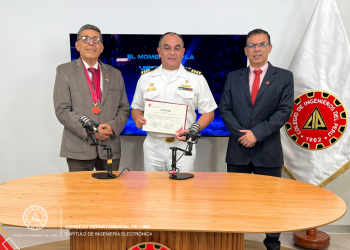 El Cap. de Ing. Electrónica del CIP CD Lima destaca la evolución de la ciberdefensa de la Marina de Guerra del Perú frente a las amenazas del ciberespacio