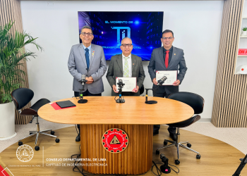El Cap. de Ing. Electrónica del CIP CD Lima presenta las lecciones del modelo de gobierno digital de Estonia para acelerar la transformación del Perú